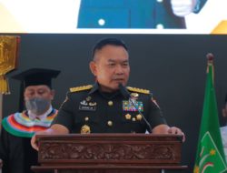Orasi Ilmiah di Unas, Jenderal Dudung Abdurachman: Eksistensi Sebuah Negara Bergantung Pada Kemampuan Mempertahankan Diri